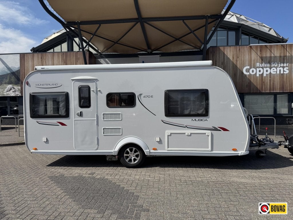 LMC Musica 470 E 2012 MOVER + LUIFEL!!!, Caravans en Kamperen, Caravans, Schokbreker, Overige typen, Bedrijf, Treinzit