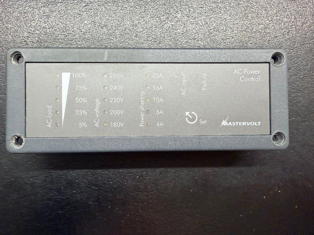 Mastervolt Remote APC 230 V  70405010  voor Mass Combi, Ophalen, Zo goed als nieuw, Overige typen