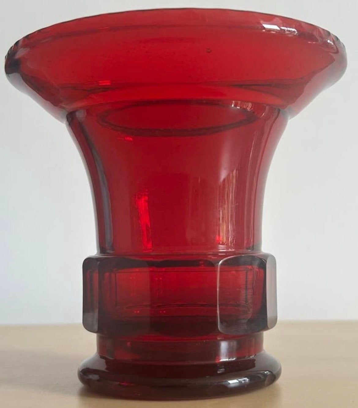 Art deco glas vaas JEAN BECK München 1921 rood, Antiek en Kunst, Antiek | Glas en Kristal, Verzenden