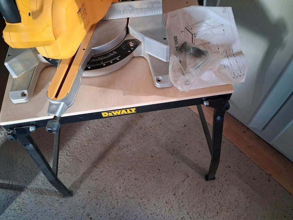 DeWalt DWS777 Afkortzaag met Tafel DE1000, Doe-het-zelf en Verbouw, Ophalen of Verzenden, Zo goed als nieuw