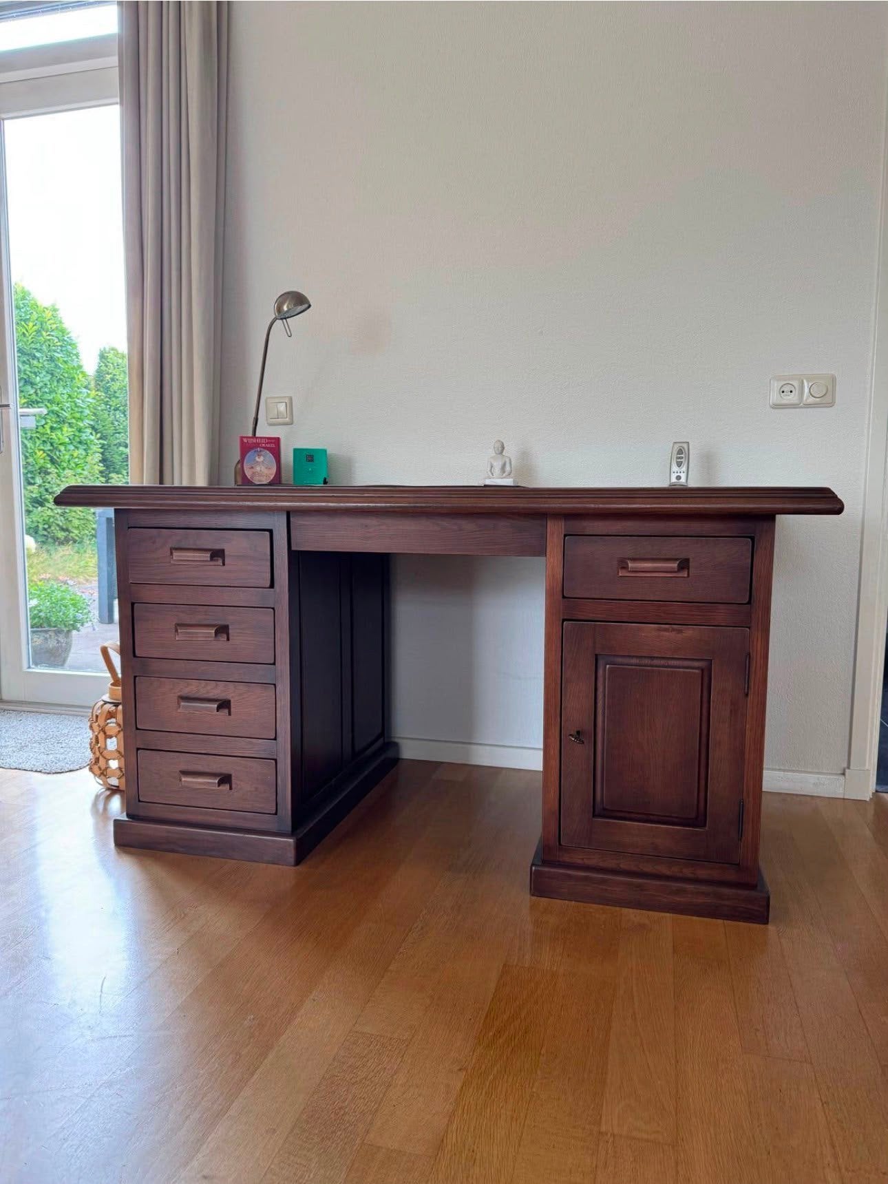 Massief eiken bureau met stoel, Ophalen