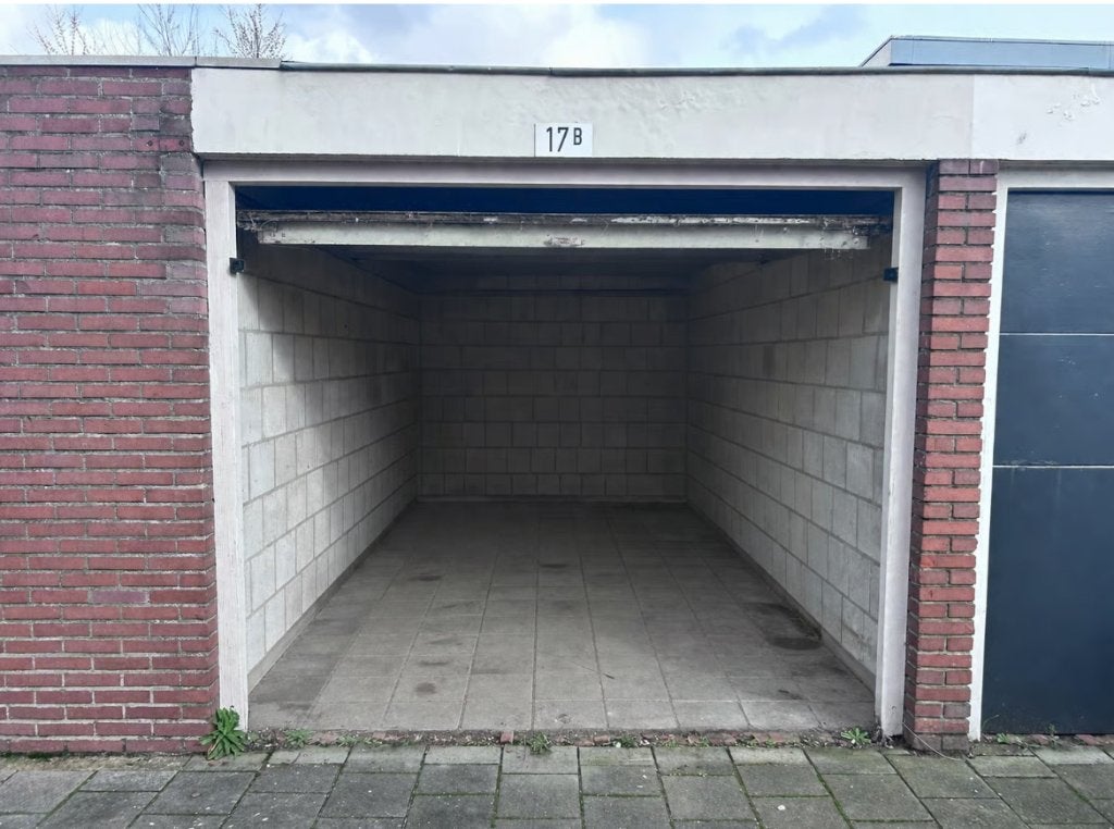 Garage box te huur Den Bosch/rosmalen!, Noord-Brabant