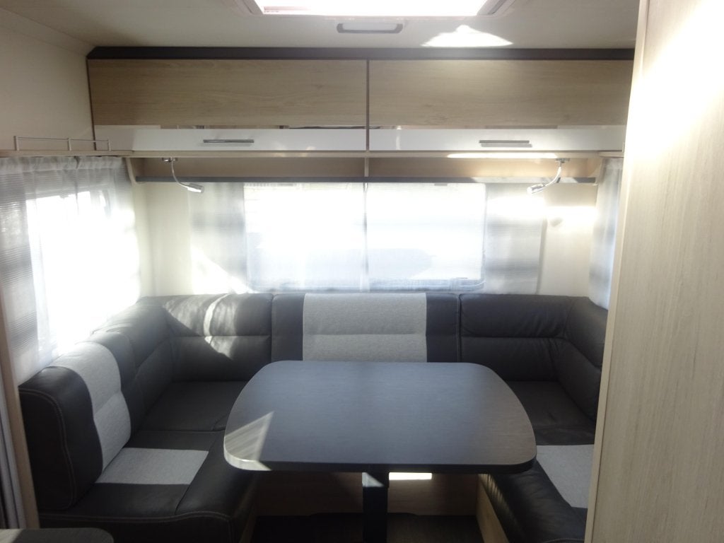 Foto 17 van Caravelair Antares 470 Met Mover en Luifel