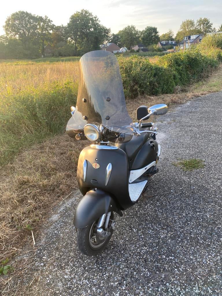 Killerbee Custom Scooter met gele plaat, Ophalen, Gebruikt, Overige typen, Overige merken