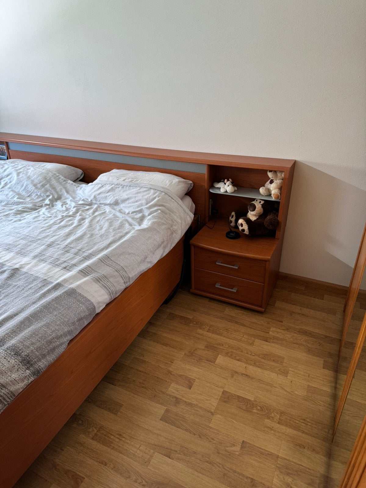 Complete slaapkamer met elektrische bodems, Ophalen, Zo goed als nieuw, Tweepersoons