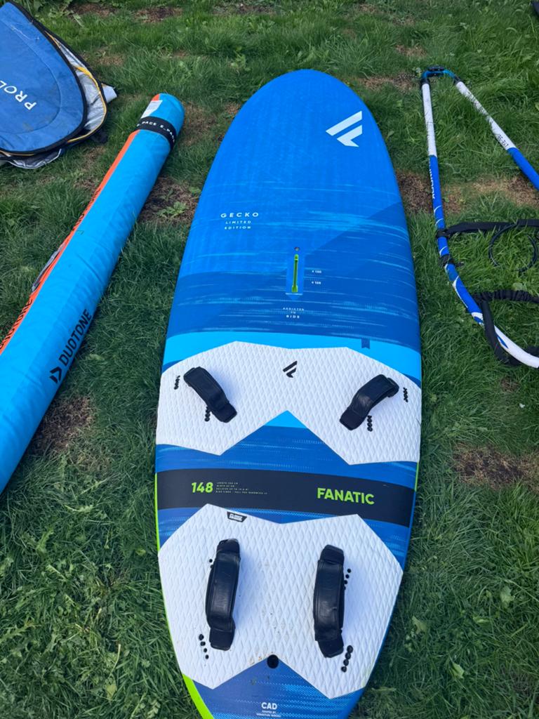 Fanatic Gecko 148 board & Duotone E-pace 7.8 tuigage, Ophalen, 250 tot 300 cm, Zo goed als nieuw, Complete set