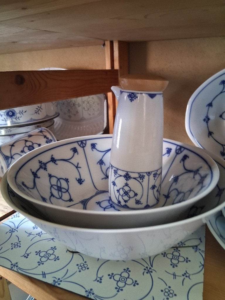 Ronde kom, ronde kommen en kannetje  Blau Saks Winterling, Ophalen of Verzenden, Zo goed als nieuw, Kom(men), Overige stijlen