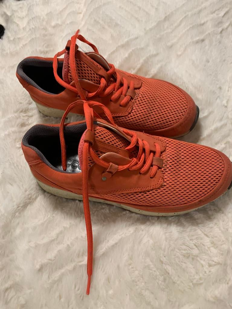 Mooie oranje ecco sneakers maat 37, Ophalen of Verzenden, Zo goed als nieuw, Overige typen, Overige merken