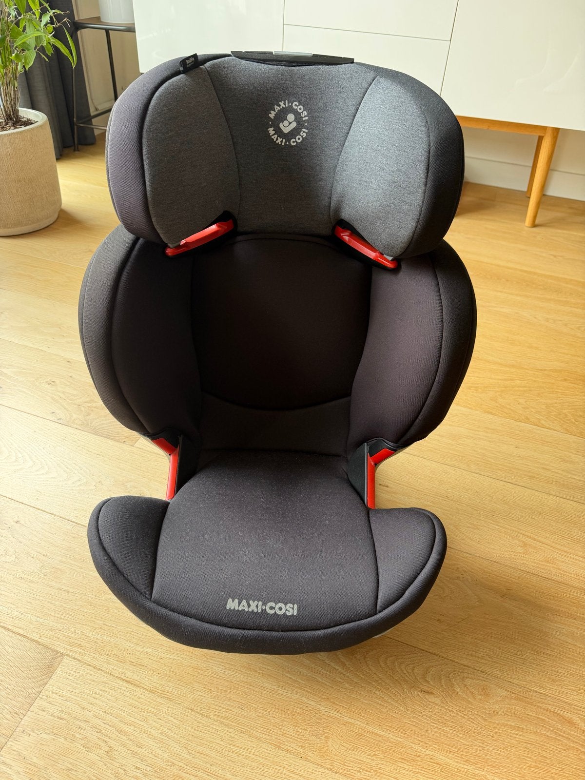 Maxi-Cosi RodiFix autostoel met Isofix, Ophalen, 15 t/m 36 kg, Verstelbare rugleuning, Zo goed als nieuw