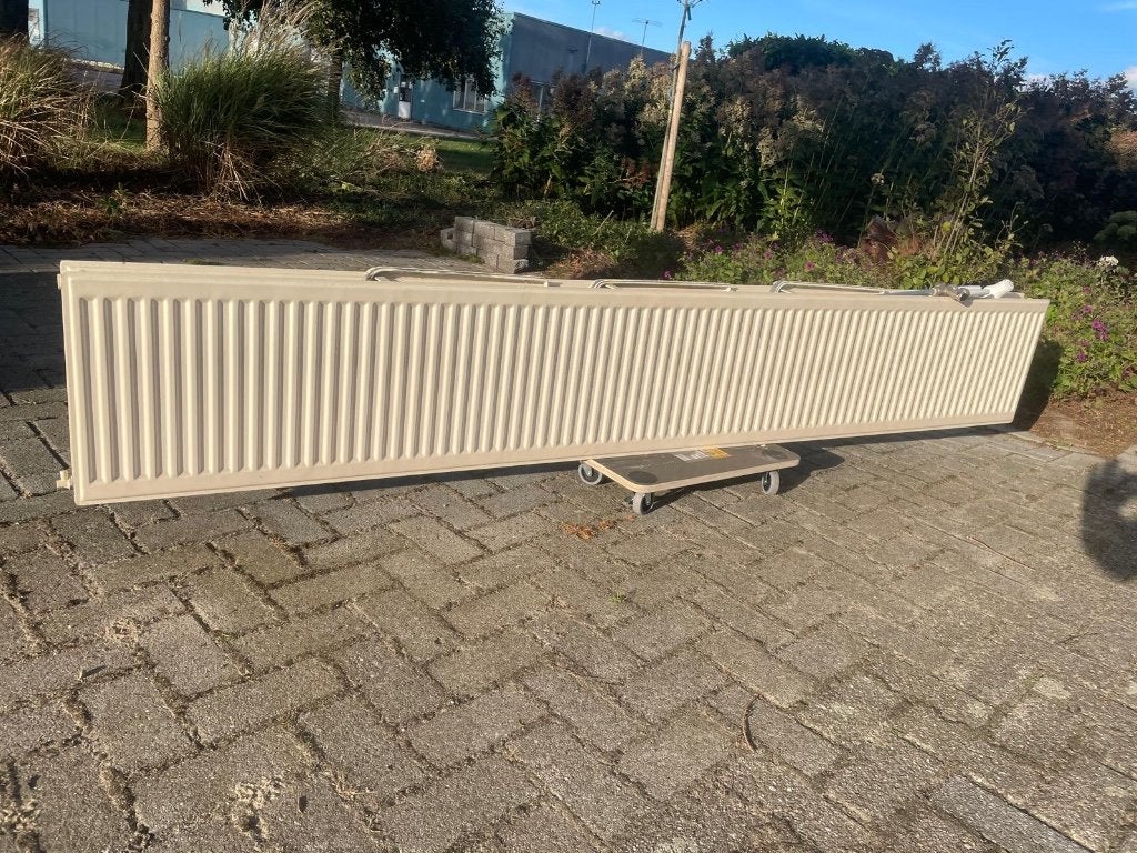 Radiator, Ophalen, 30 tot 80 cm, Gebruikt, Radiator