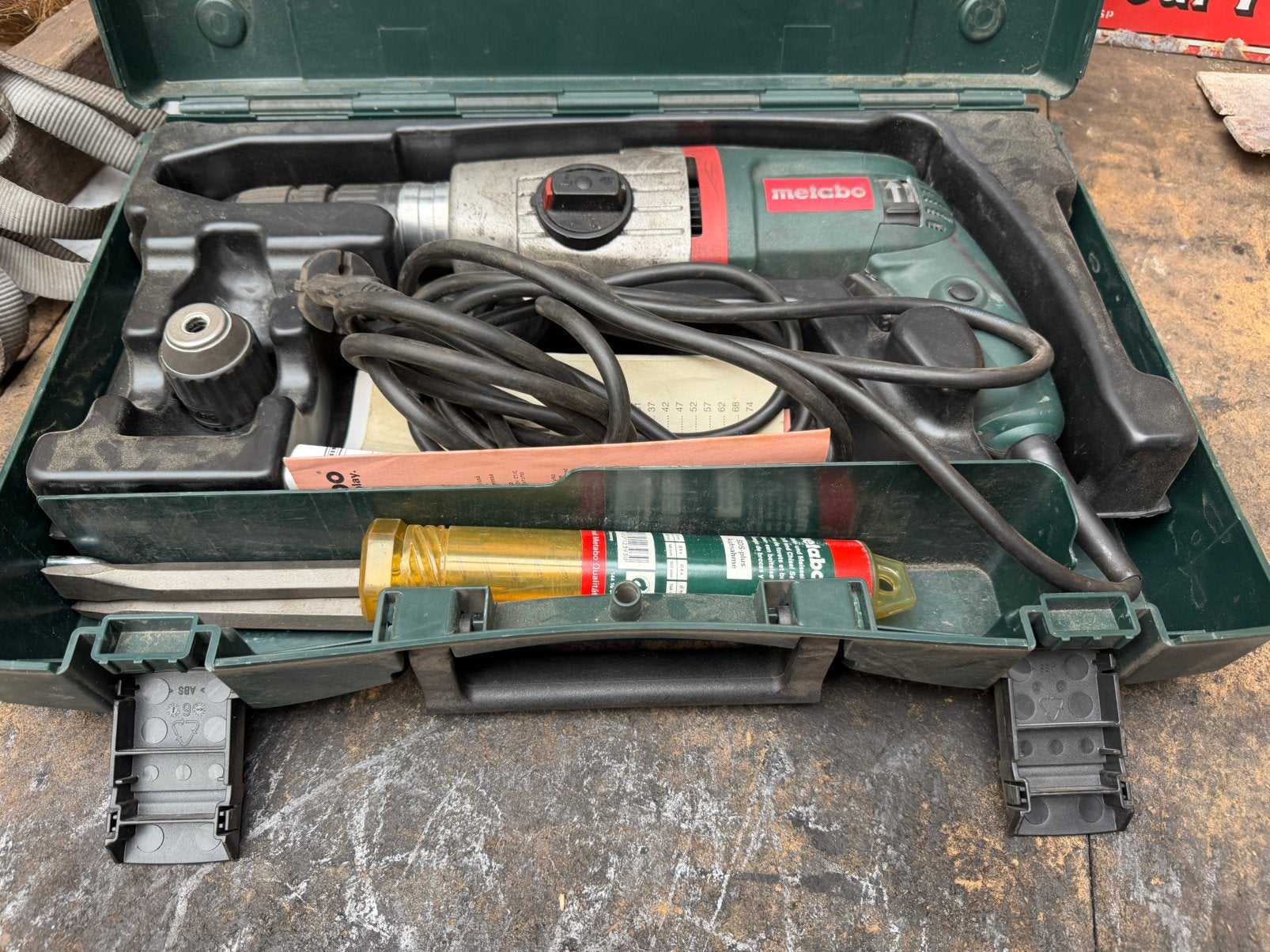 Boormachine Metabo, 600 watt of meer, Metabo, Zo goed als nieuw, Metabo