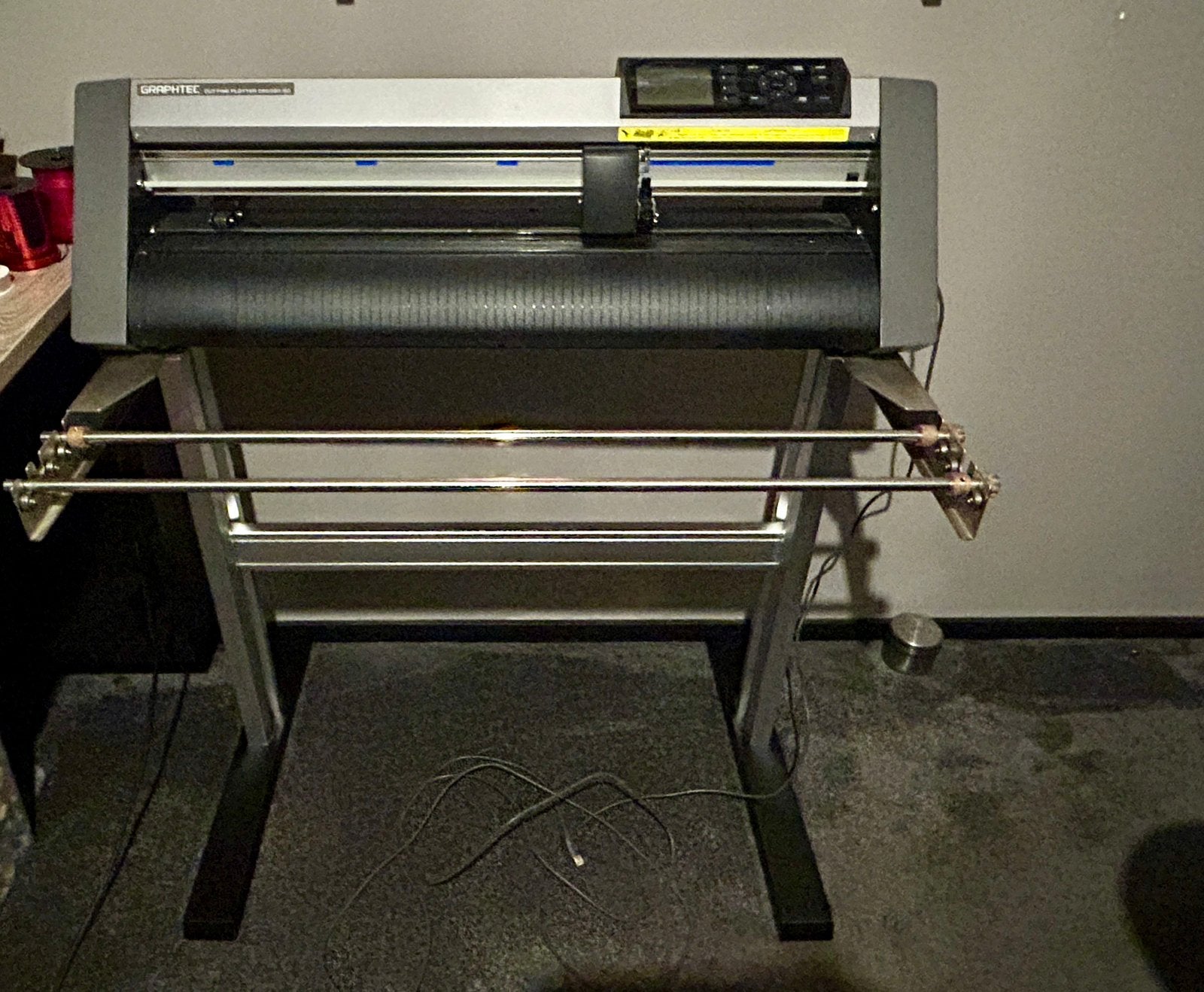 Graphtec CE6000-60 met onderstel en rollenhouder
