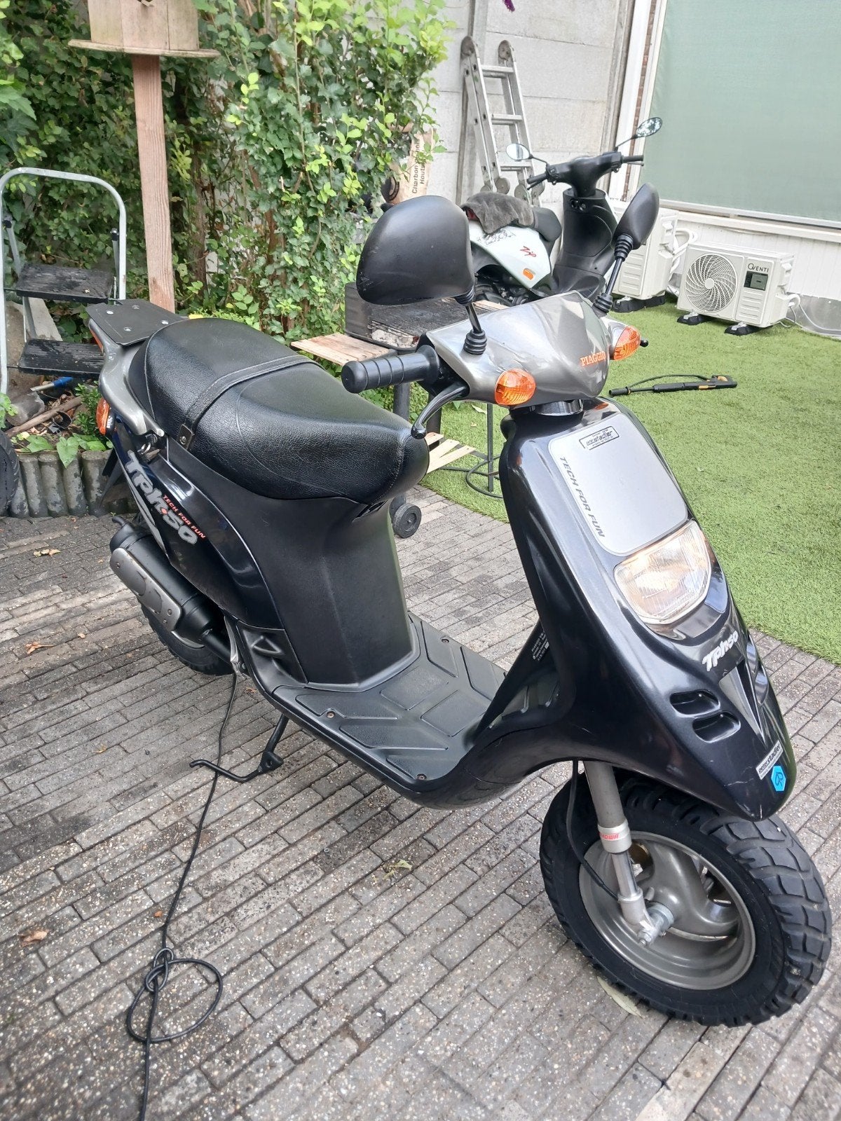 🌟 Piaggio TPH Typhoon 50cc 2-takt scooter uit 1995, Fietsen en Brommers, Scooters | Piaggio, Ophalen, Zo goed als nieuw, Benzine