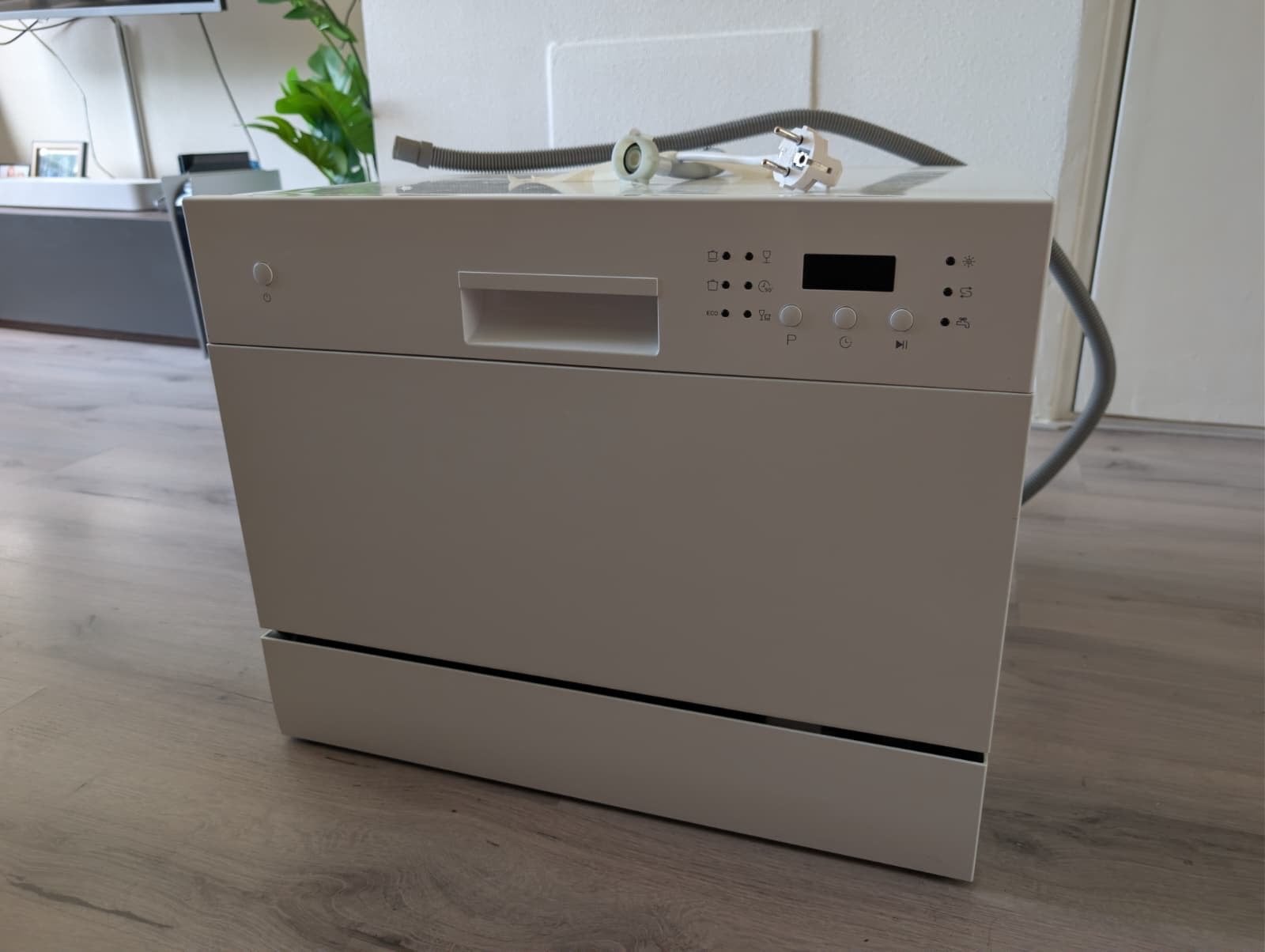 Compacte vaatwasser - Ideaal voor kleine ruimtes, Ophalen, Gebruikt, Minder dan 85 cm, 45 tot 60 cm