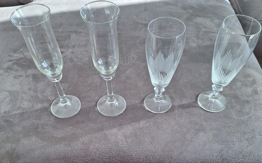 5 champagne glazen, Ophalen of Verzenden, Zo goed als nieuw, Overige typen