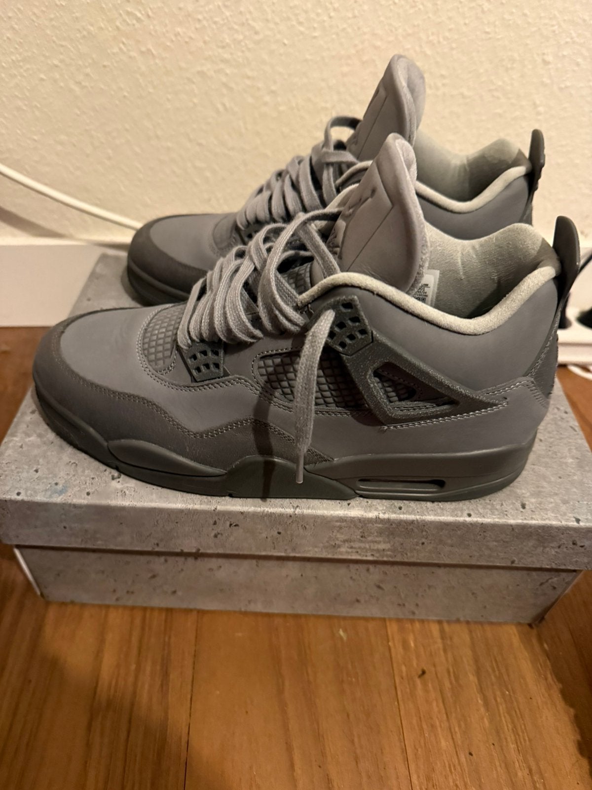 Jordan 4 wet cement maat 43, Kleding | Heren, Ophalen of Verzenden, Zo goed als nieuw, Wit