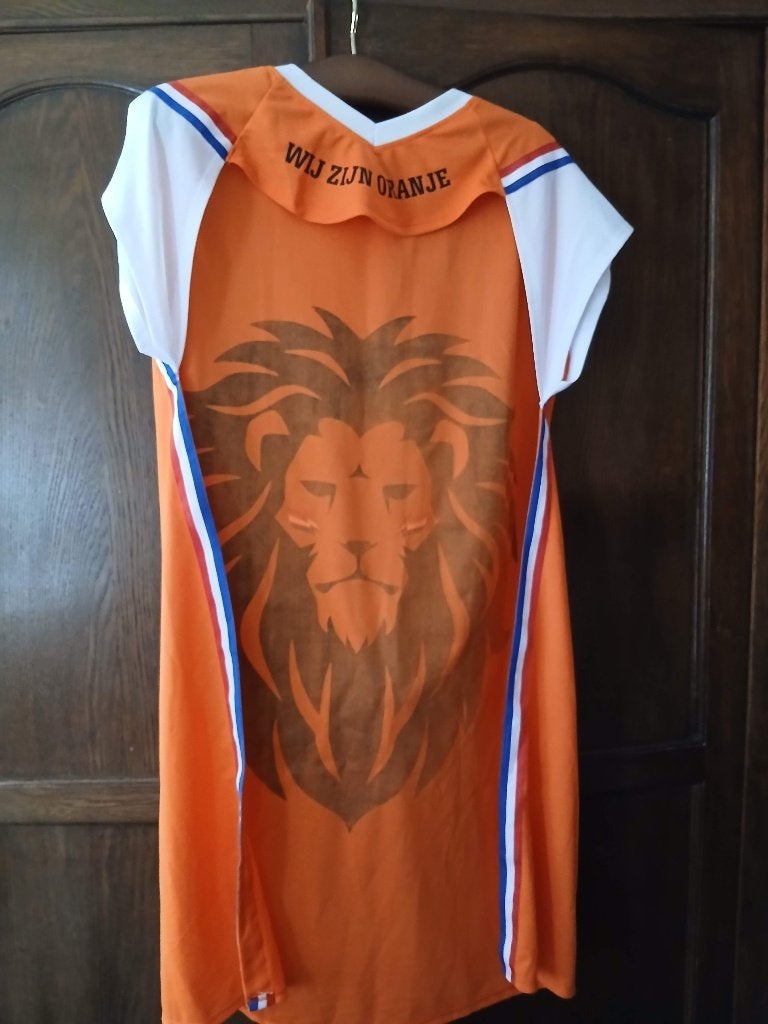 Oranje cape, Ophalen, Zo goed als nieuw, Oranje of Koningsdag, Jumbo