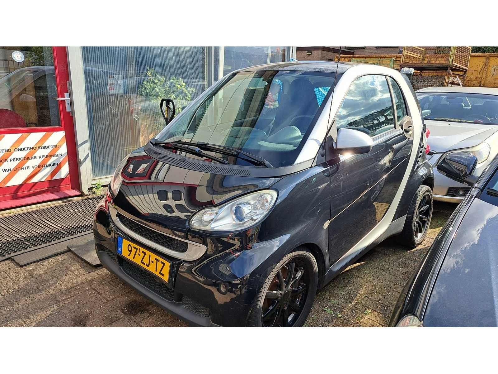 smart - 2008 - fortwo coupé - 1.0 mhd Passion - 97-ZJ-TZ, Auto's, Automaat, Achterwielaandrijving, Gebruikt, 18 €/maand