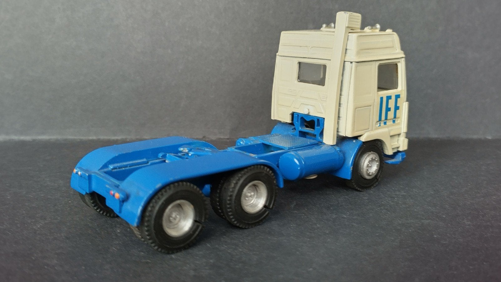 Volvo F12 Globetrotter 1:50 Smith Uk Pol, Overige merken, Verzenden, ., Zo goed als nieuw