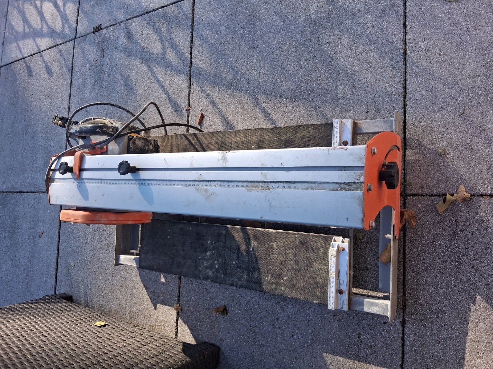 te koop een goed werkende tegelzaag watergekoeld, Ophalen, Gebruikt, 1200 watt of meer, 30 tot 70 mm