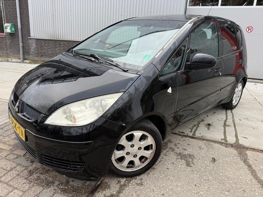 Mitsubishi Colt 1.3 Invite, Auto's, Mitsubishi, Gebruikt, 31 €/maand, Origineel Nederlands, Bedrijf