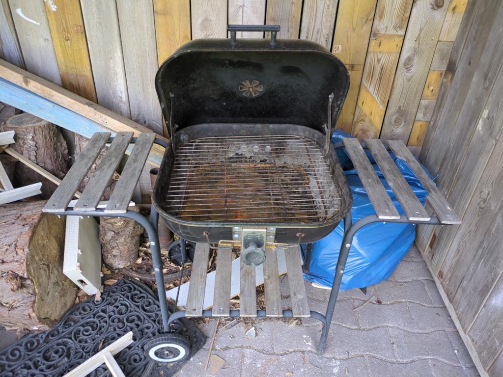 Gratis barbecue, Ophalen