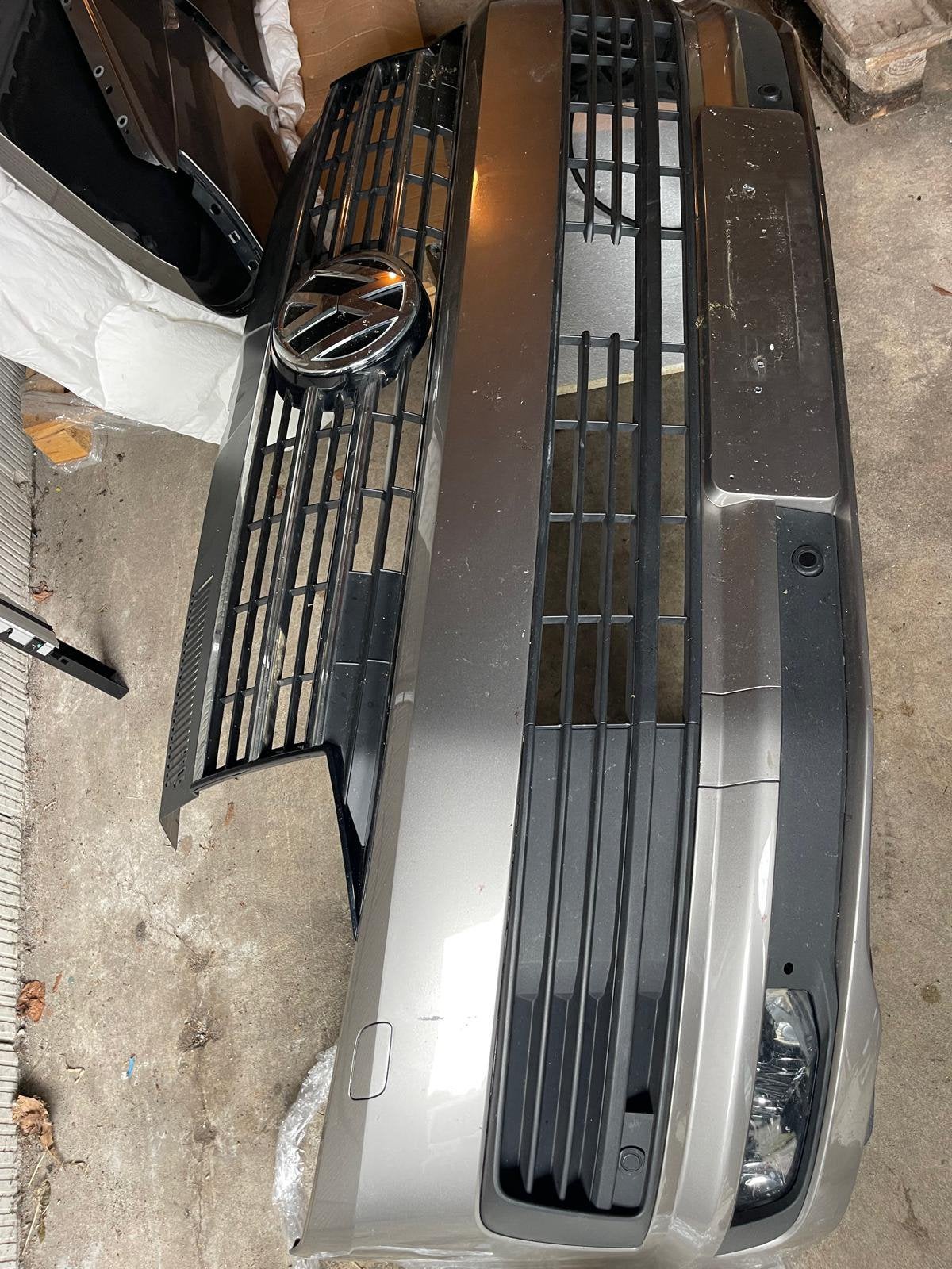 VW Transporter T6 voorbumper, Auto-onderdelen, Ophalen, Gebruikt, Bumper, Volkswagen