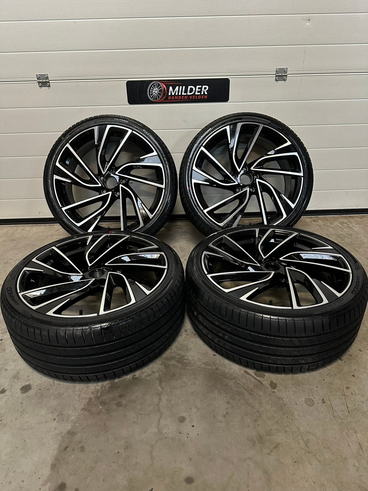VW Adelaide Look velgen+Roadhog zomerbanden 19” 5x112 nieuw, 19 inch, Banden en Velgen, Nieuw, Ophalen of Verzenden