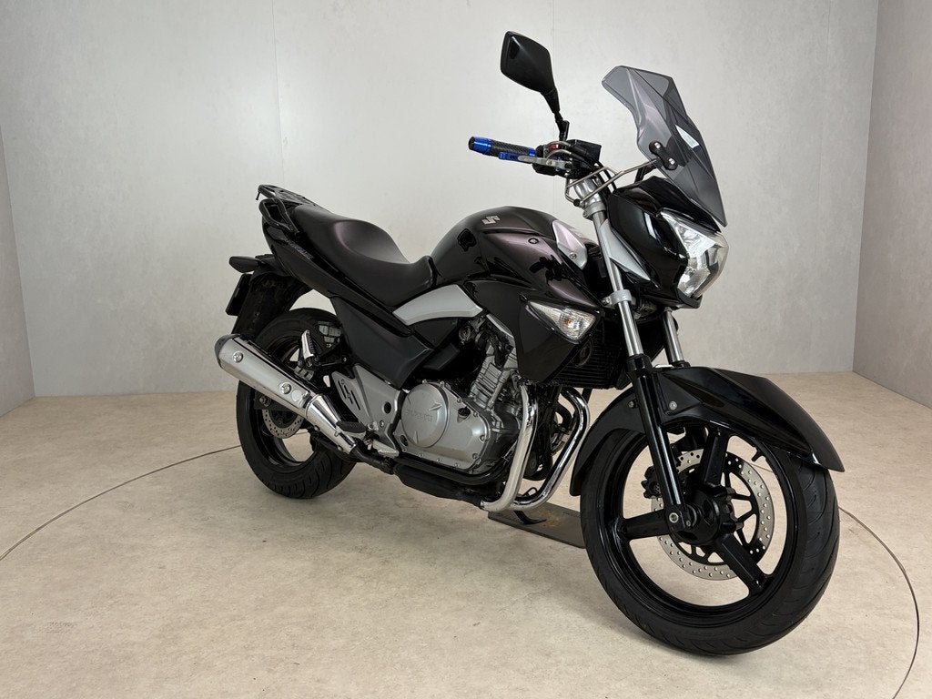 Suzuki INAZUMA 250 (bj 2014), Motoren, Suzuki B.V. Nimag, Lange Dreef 12
4131 NH  VIANEN, Bedrijf, Klantenservice@suzuki.nl