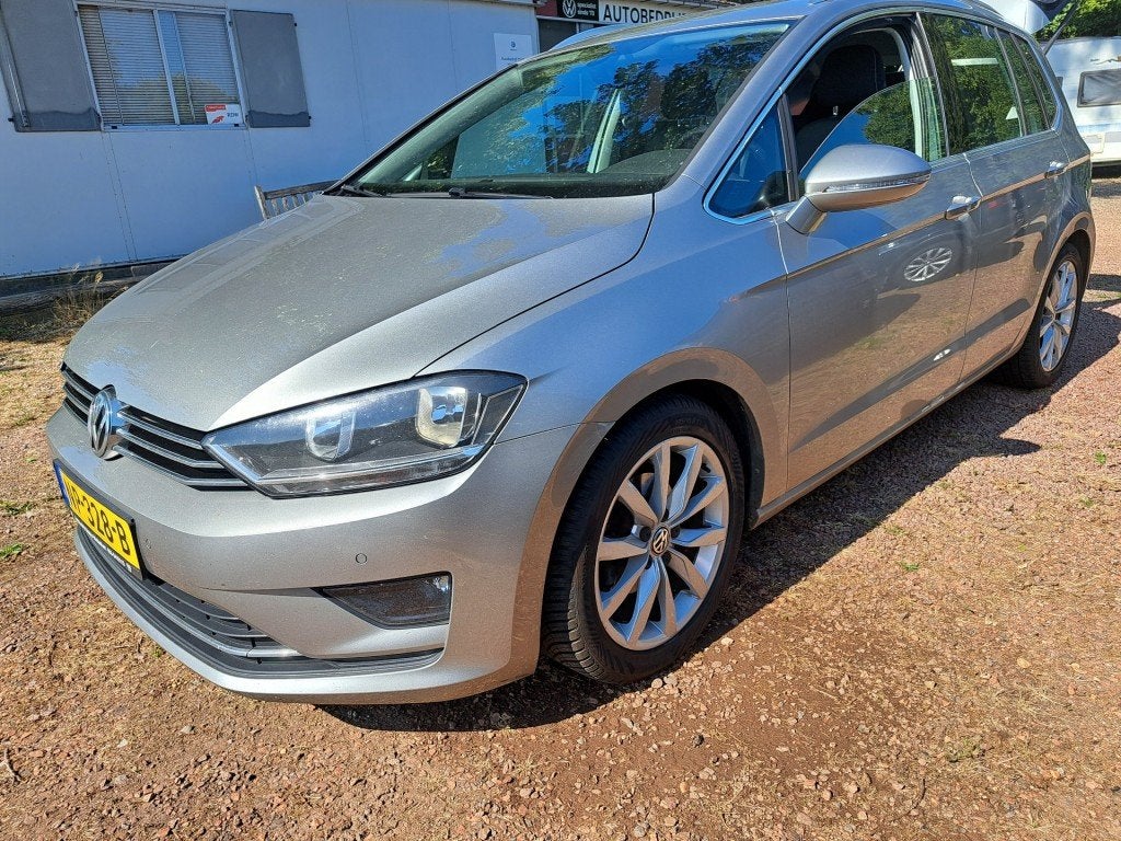 Volkswagen GOLF SPORTSVAN 1.2 TSI 110 Pk Highline Alcantara, Gebruikt, 4 cilinders, Met garantie (alle), Golf Sportsvan