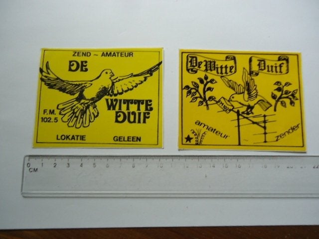 sticker oud WITTE DUIF piraten zender radio piraat station, Verzamelen, Verzenden, Zo goed als nieuw, Bedrijf of Vereniging