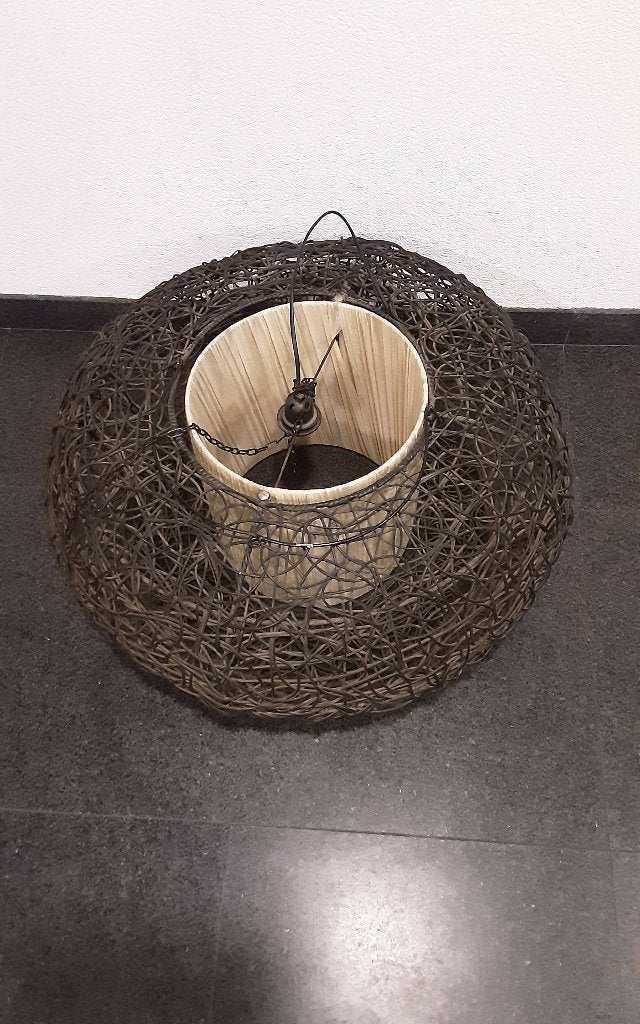 Rotan lamp, Ophalen