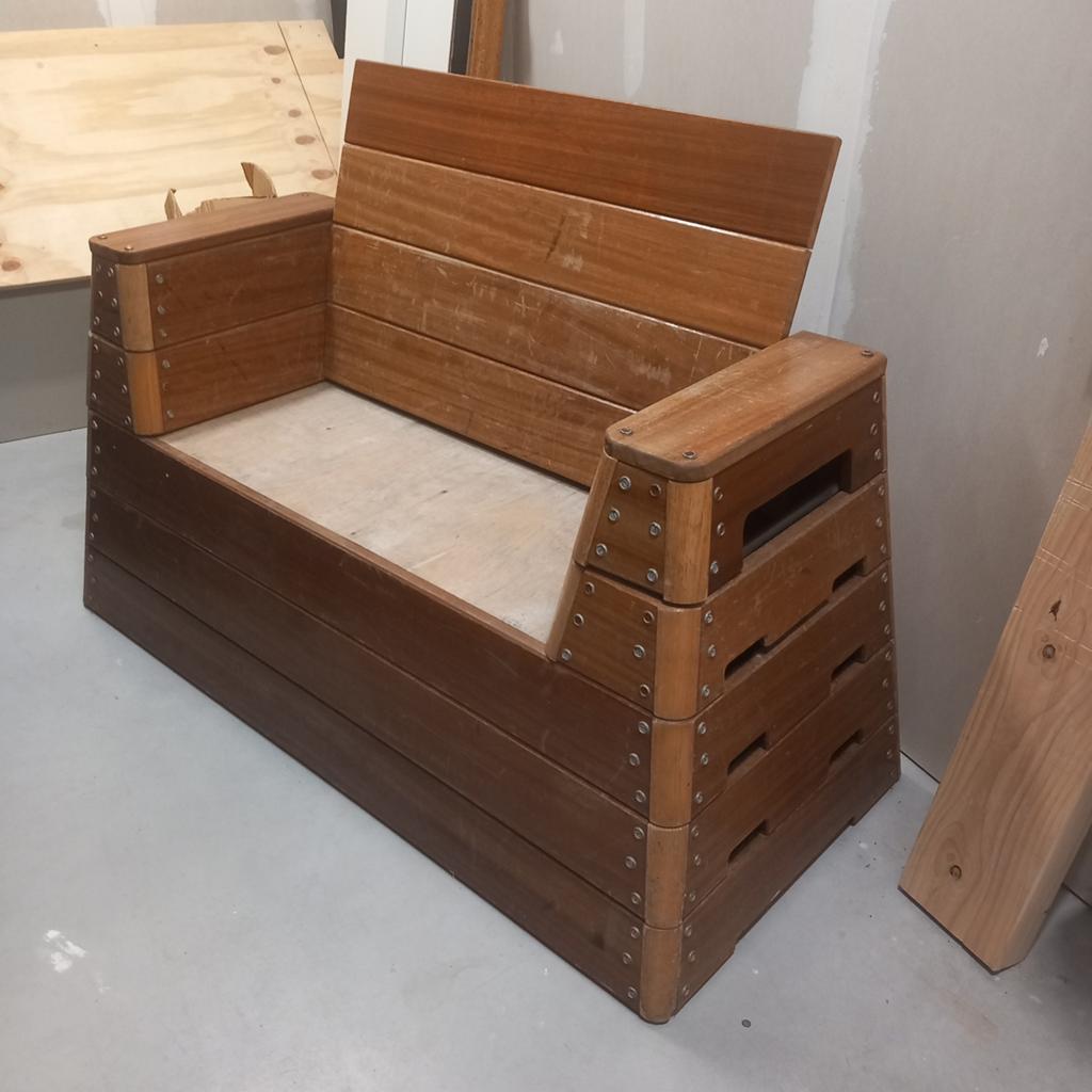 Unieke bank van gerecyclede turnkast - Vintage look, Ophalen, Gebruikt, Vintage, Industrieel, Upcycled, 150 tot 200 cm