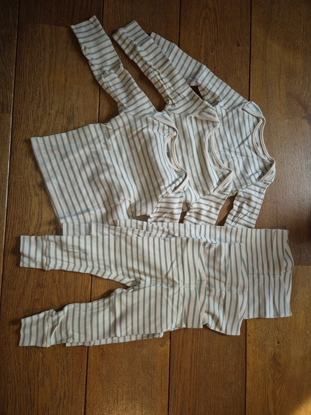 3 meegroeipyjama's maat 74/86 van hema, Nacht- of Onderkleding, Gebruikt, Jongetje of Meisje, Ophalen of Verzenden
