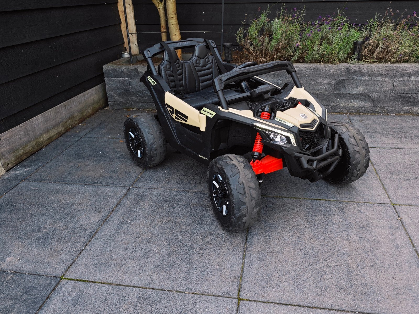 Krachtige Can-Am Kinder Buggy (2x 200W) – Zeer Nette Staat!