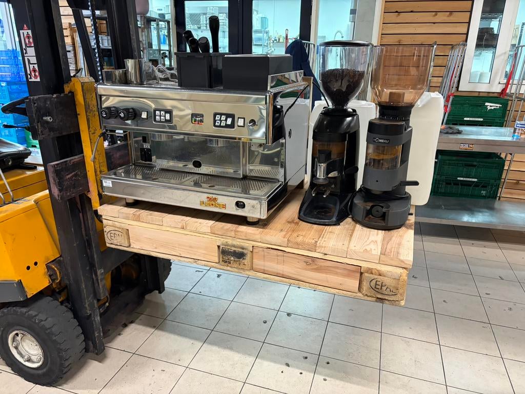 Espresso / koffie machine horeca | Ideaal voor koffietruck, Witgoed en Apparatuur, Koffiezetapparaten, 10 kopjes of meer, Ophalen