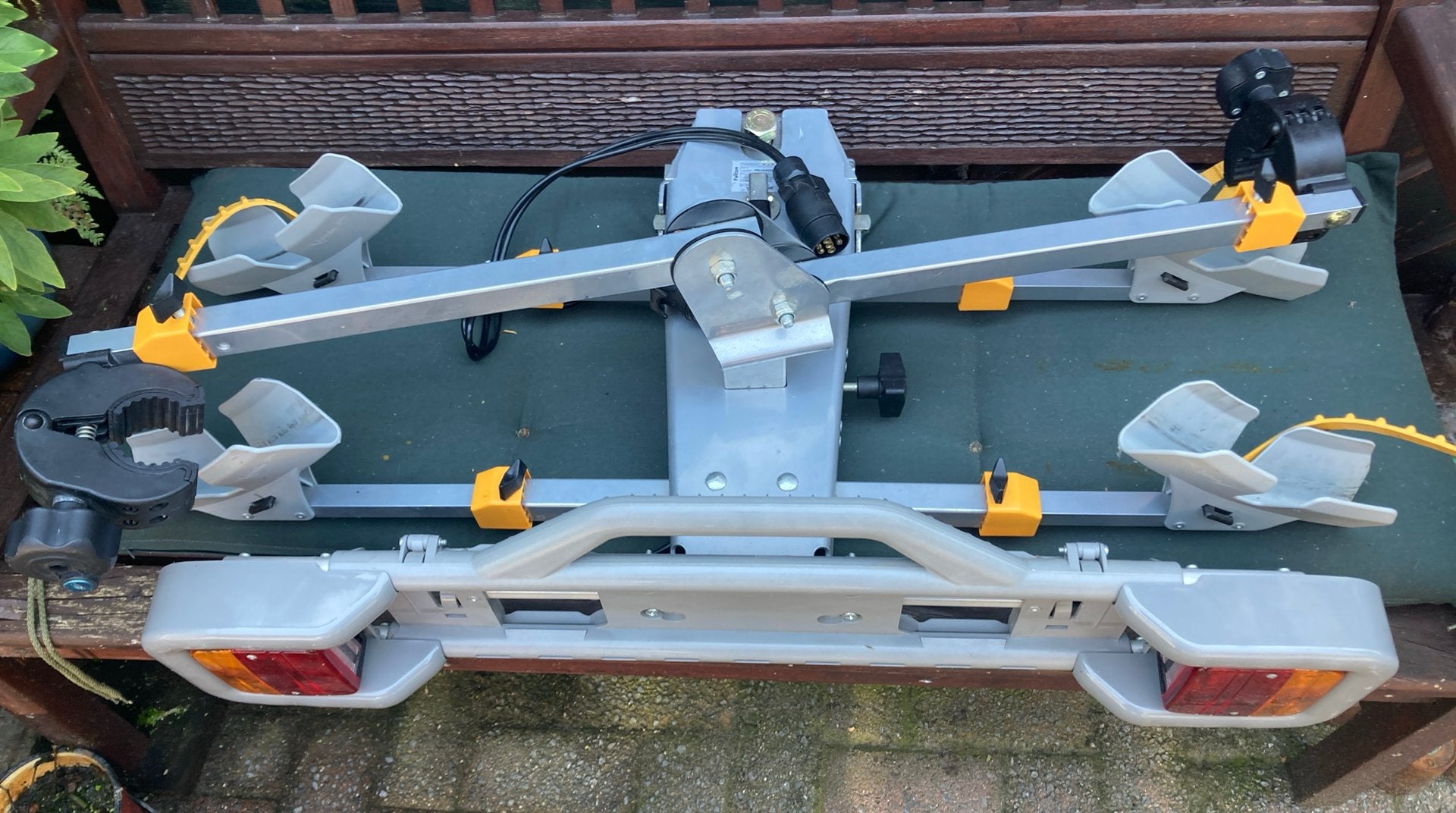 Falcon spinder fietsendrager €65,-, Auto diversen, Fietsendragers, Ophalen, Zo goed als nieuw, Trekhaakdrager