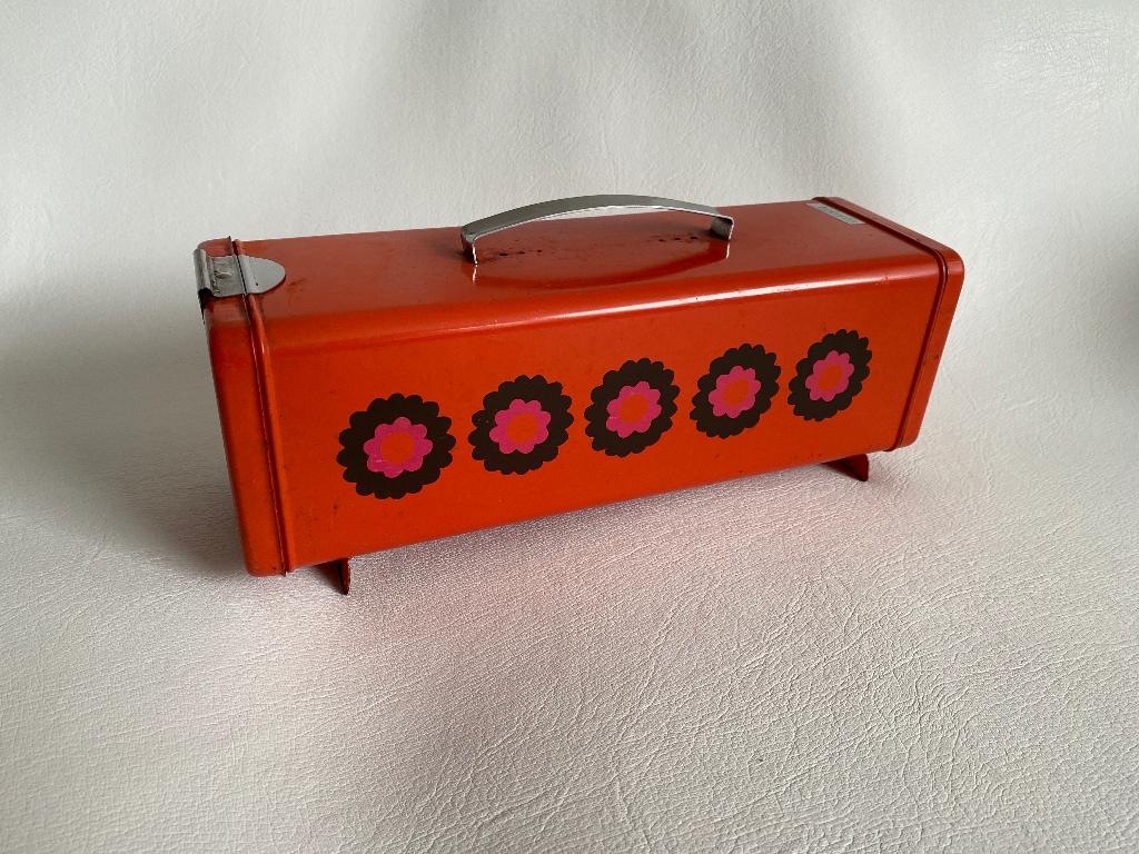 Retro oranje blik voor onbijtkoek, Ophalen, Huis en Inrichting