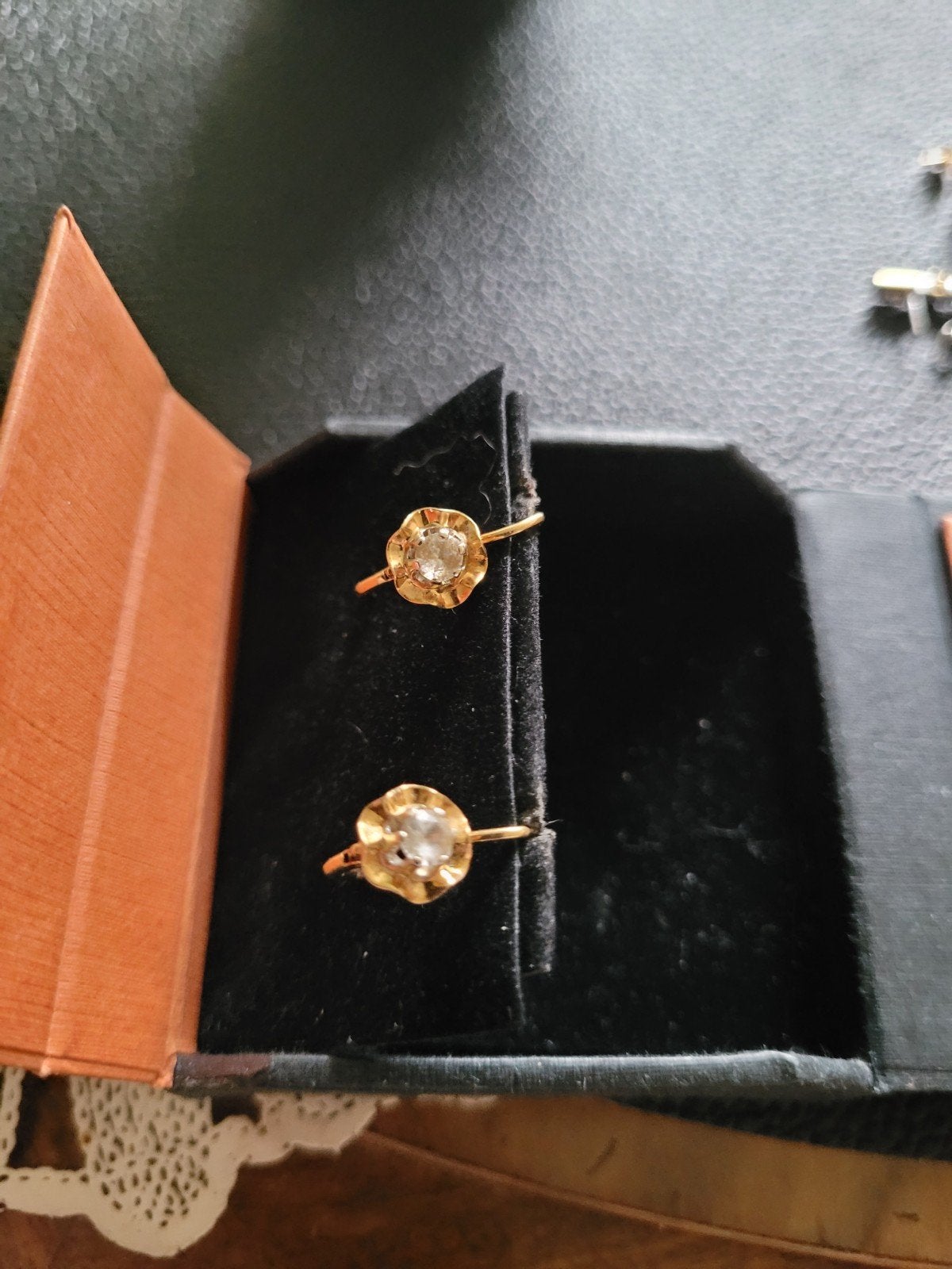 antieke oorbellen 18 kt, 19 tot 20, Ophalen of Verzenden, Zo goed als nieuw, Goud