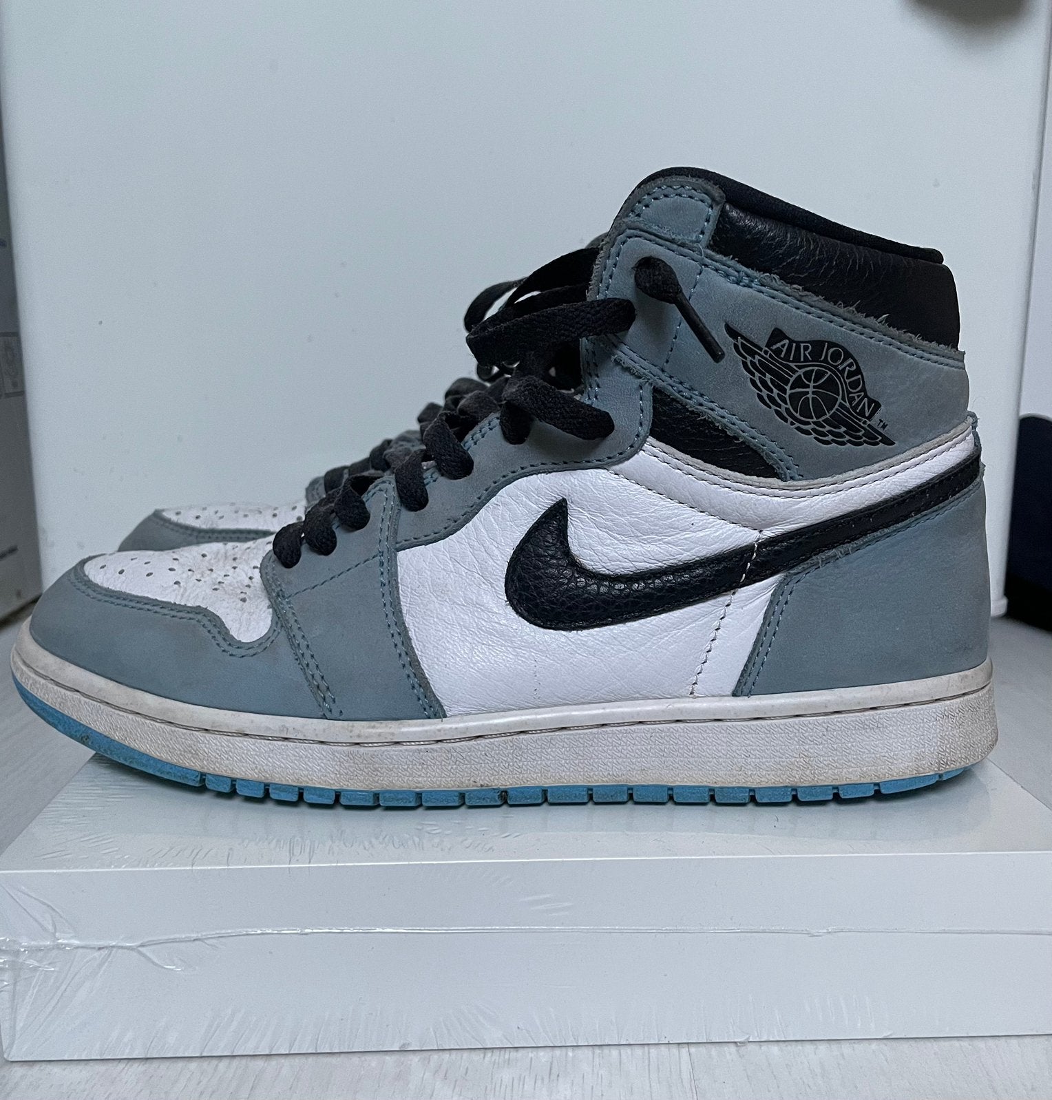 Jordan 1 University Blue maat 43, Kleding | Heren, Schoenen, Ophalen of Verzenden, Gedragen, Blauw