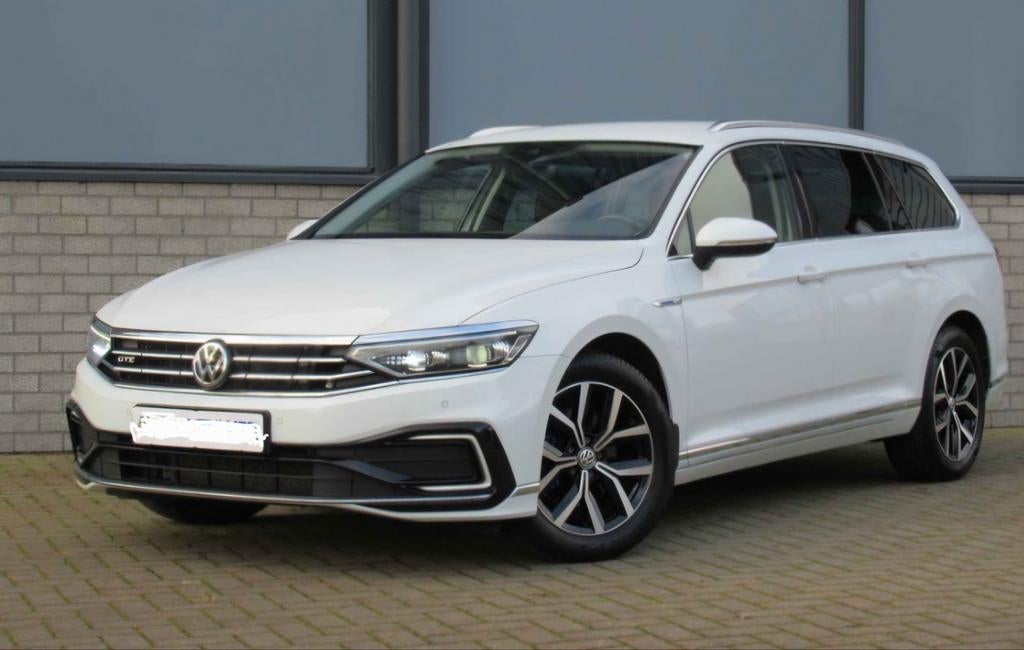 Volkswagen Passat 1.4 TSI Phev 218pk 6-DSG 2020 Wit, Zwart, Leder en Stof, Wit, Plug-in hybride