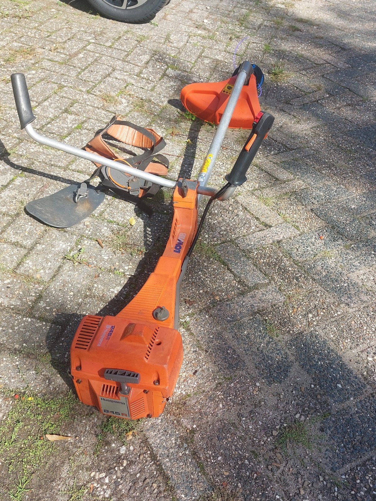 Husqvarna 245R - Bosmaaier -  Maaiklaar met draadbol, Tuin en Terras, Ophalen, Benzine, Gebruikt, 30 tot 50 cm