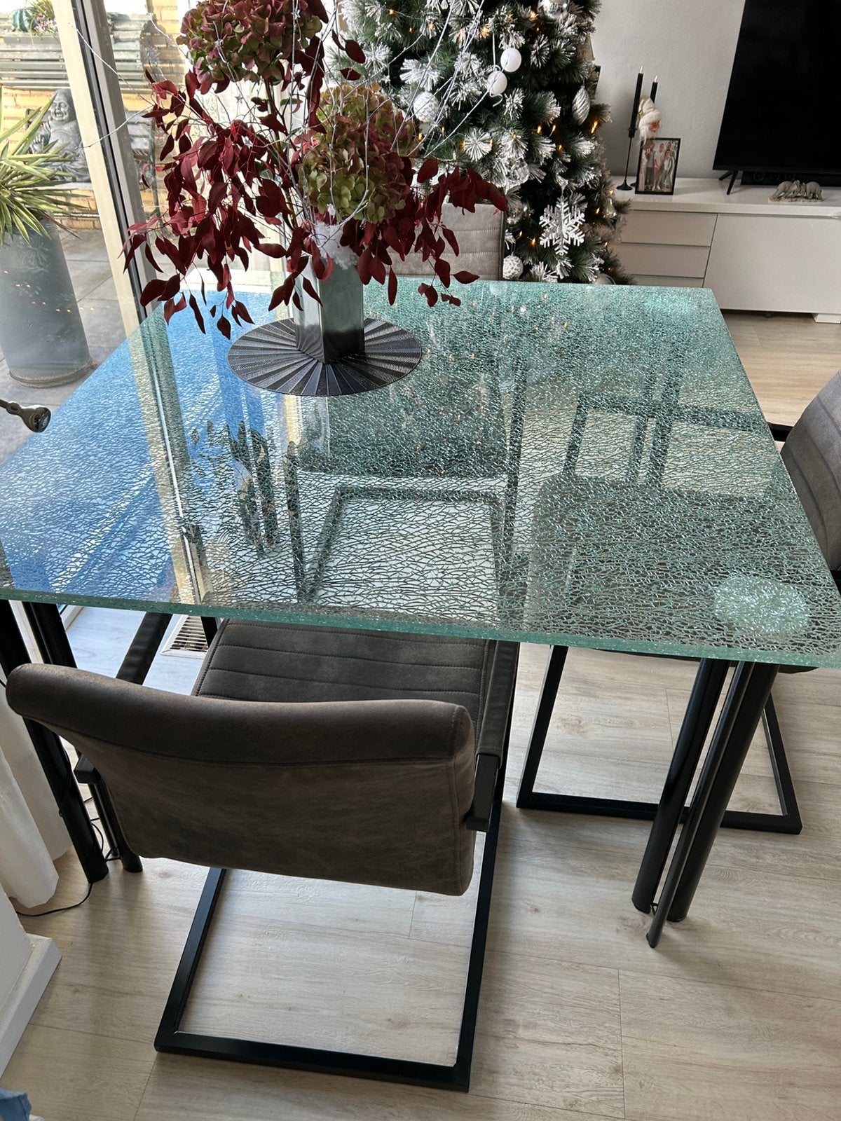 Krakele tafel 120x120.  60 eiro, Huis en Inrichting, Tafels | Eettafels, Ophalen, 50 tot 100 cm, 100 tot 150 cm, Vierkant