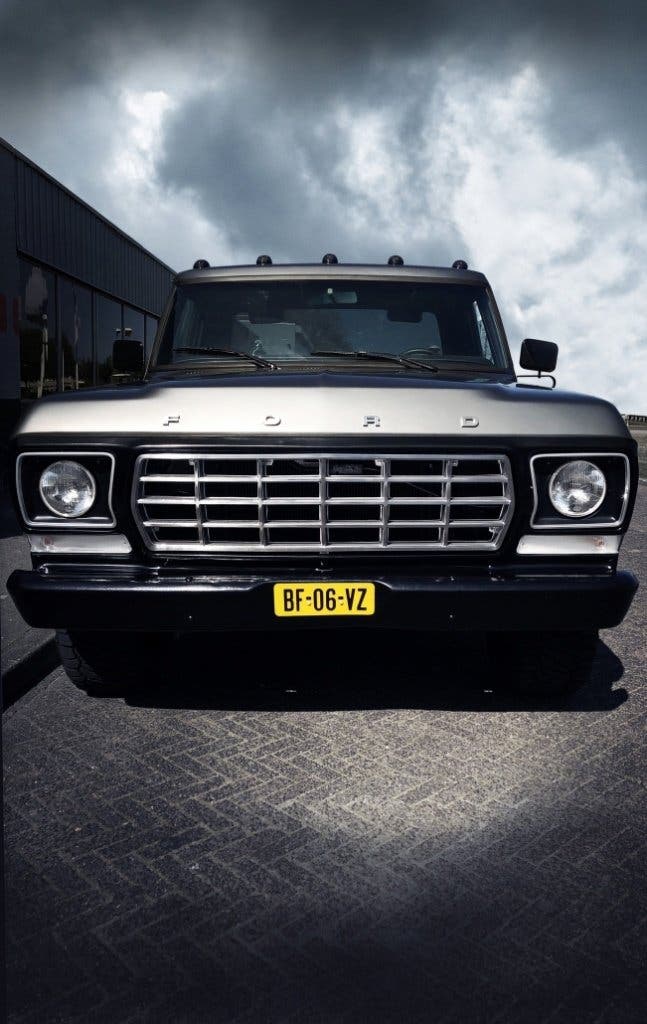 Custom Ford F250 V8 uit 1978, gerestaureerd, foto 2