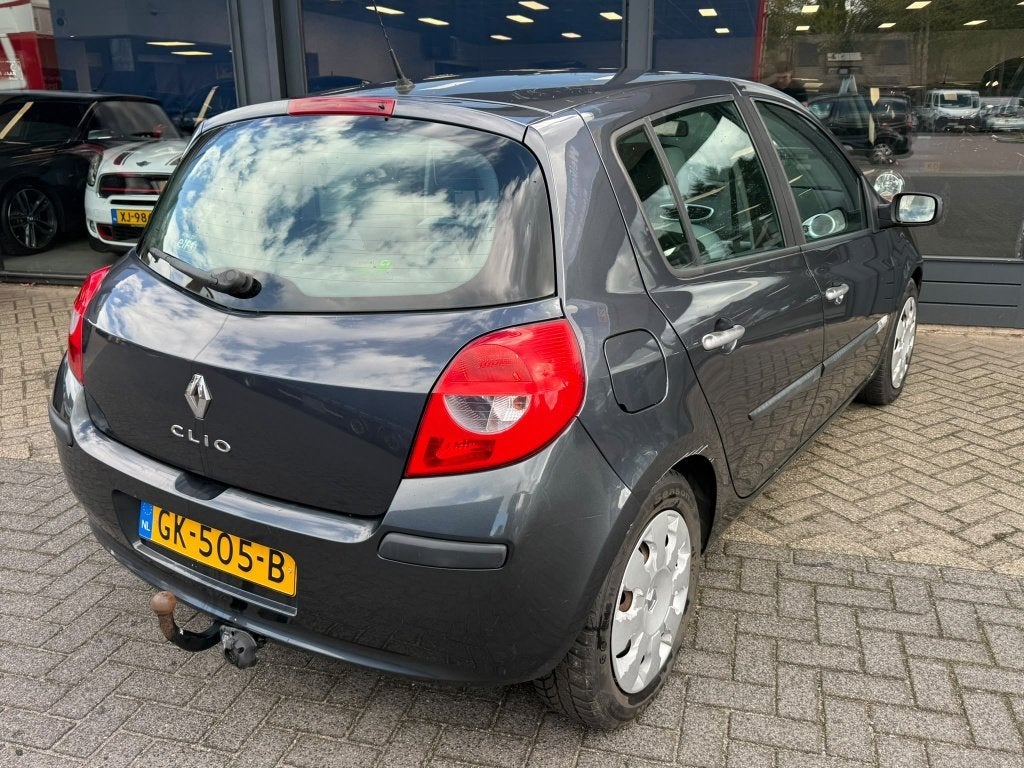 Renault Clio 1.2-16V Rip Curl, 535 kg, Gebruikt, 4 cilinders, Zwart