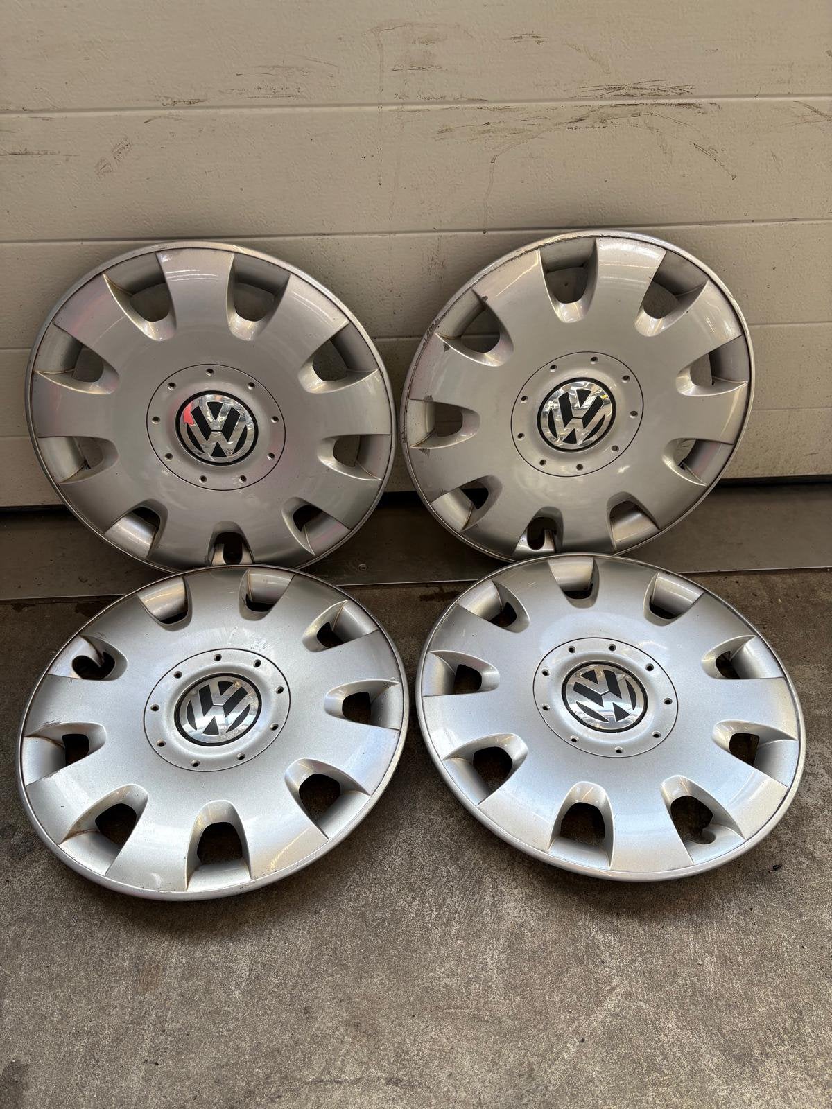 Volkswagen wieldoppen 16 inch, Auto diversen, Wieldoppen, Ophalen of Verzenden, Zo goed als nieuw