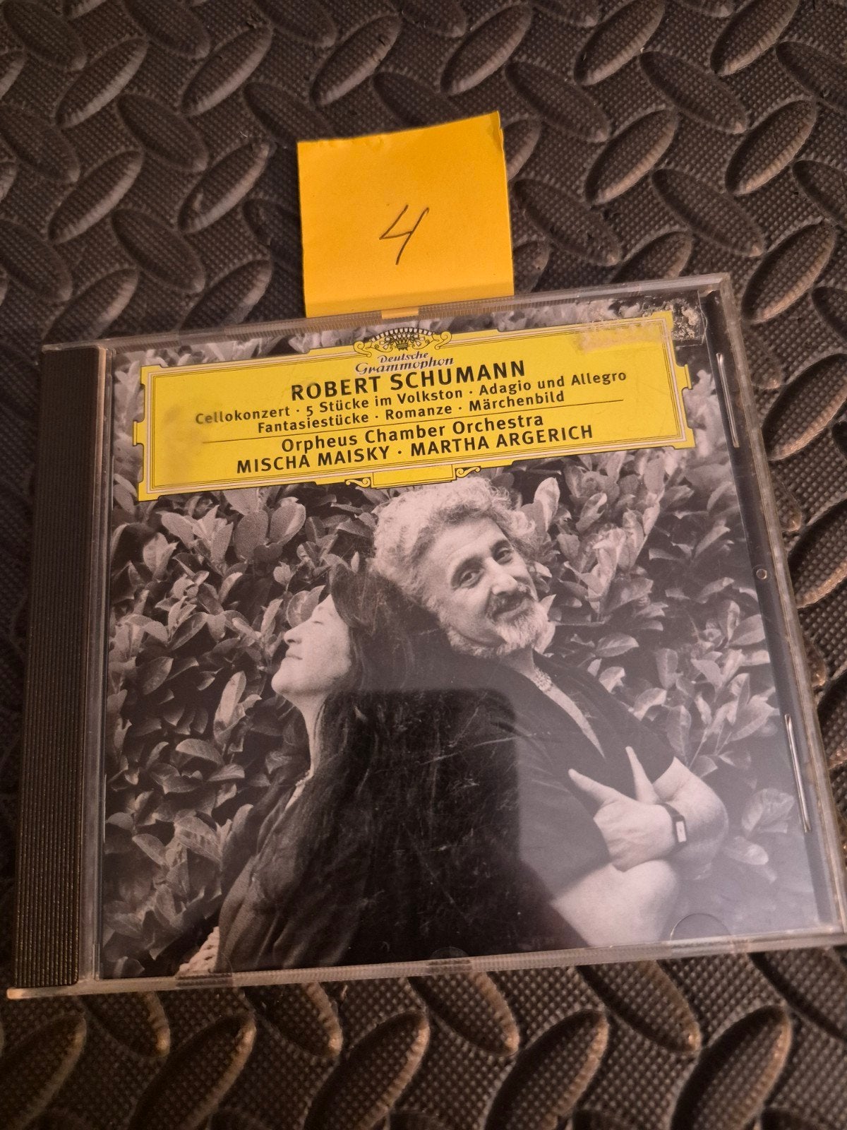 Robert Schumann - Celloconcert, Fantasiestücke, Romances CD, Gebruikt, Soloconcert, Ophalen of Verzenden, Romantiek