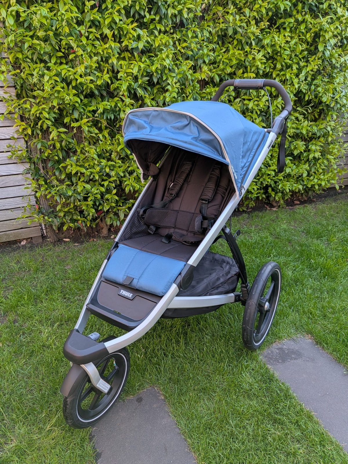 Thule Urban Glide 2 incl voetenzak en muskietennet, Kinderen en Baby's, Buggy's, Ophalen, Zo goed als nieuw, Voetenzak