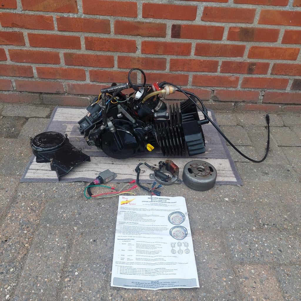 HONDA 125 CC ATHENA MET HPI ENZZ !!!, Fietsen en Brommers, Ophalen of Verzenden, Overige modellen