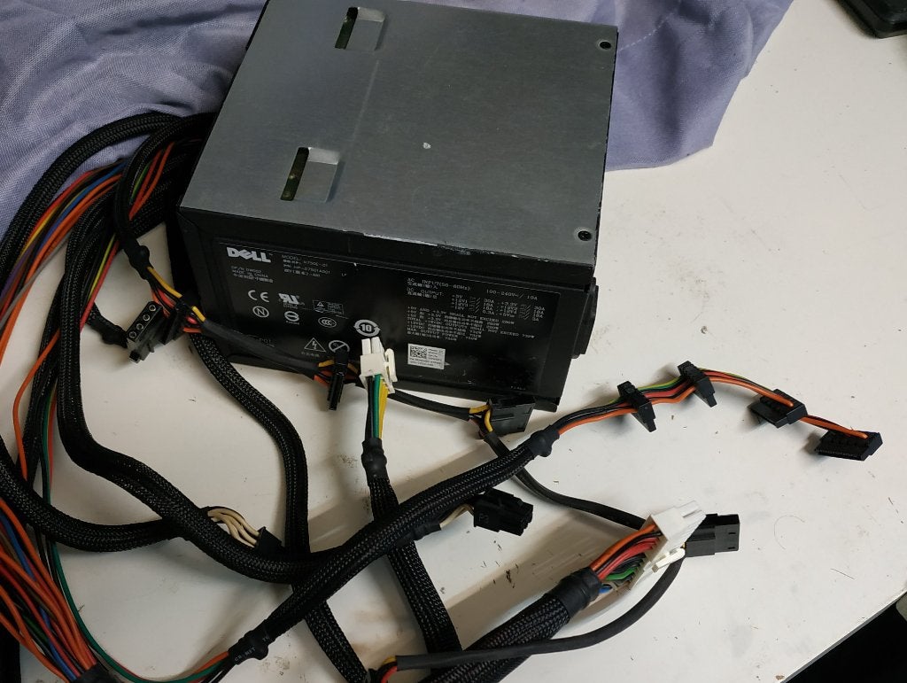 750W Voeding voor Dell PC's, Computers en Software, Interne voedingen, Ophalen of Verzenden, Zo goed als nieuw